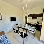 300 Mt Near The Sea And The Station Exclusive Appartement Albenga