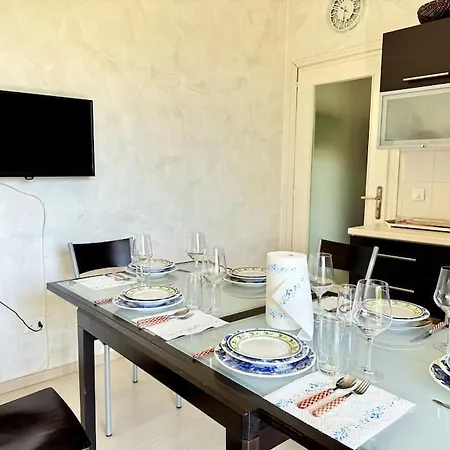 300 Mt Near The Sea And The Station Exclusive * Albenga