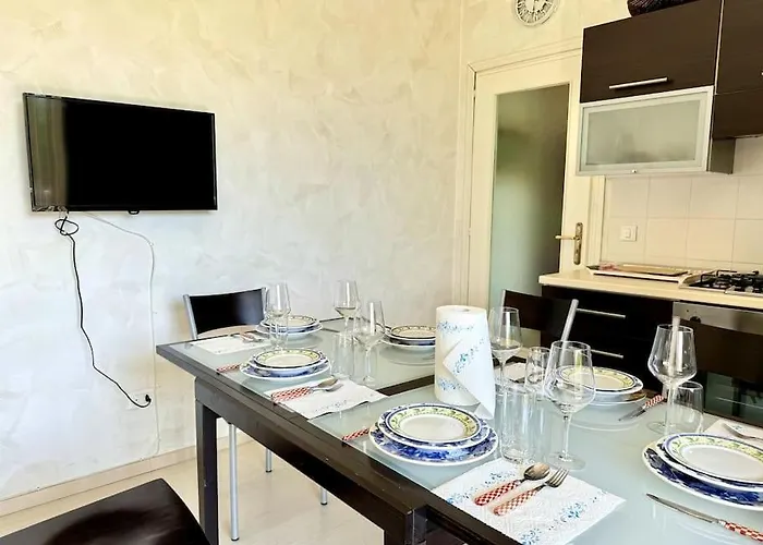 300 Mt Near The Sea And The Station Exclusive * Albenga