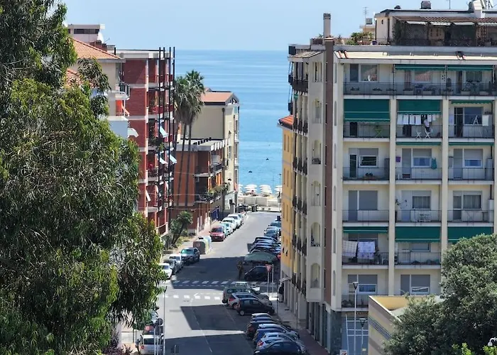 300 Mt Near The Sea And The Station Exclusive Apartmán *